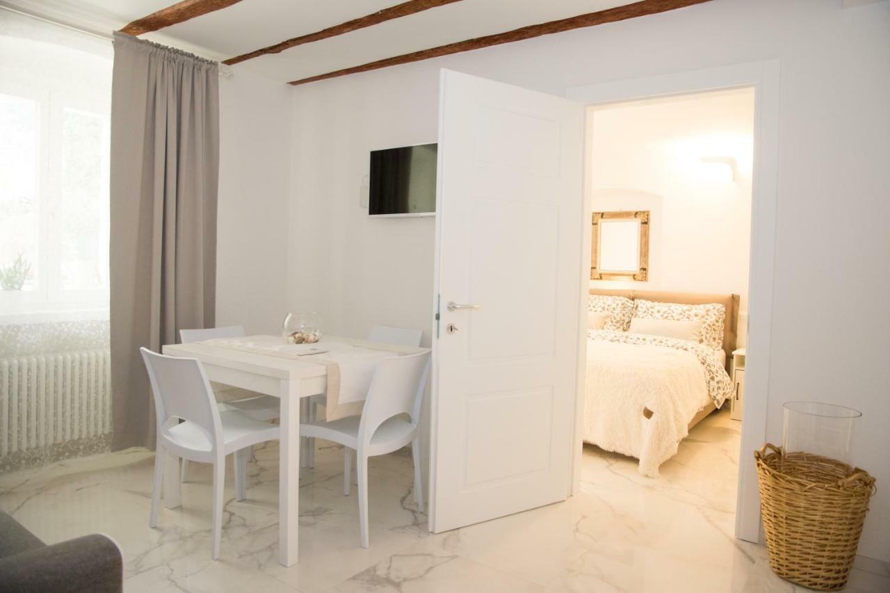 Residenza Romantica ริวาเดลการ์ดา ภายนอก รูปภาพ