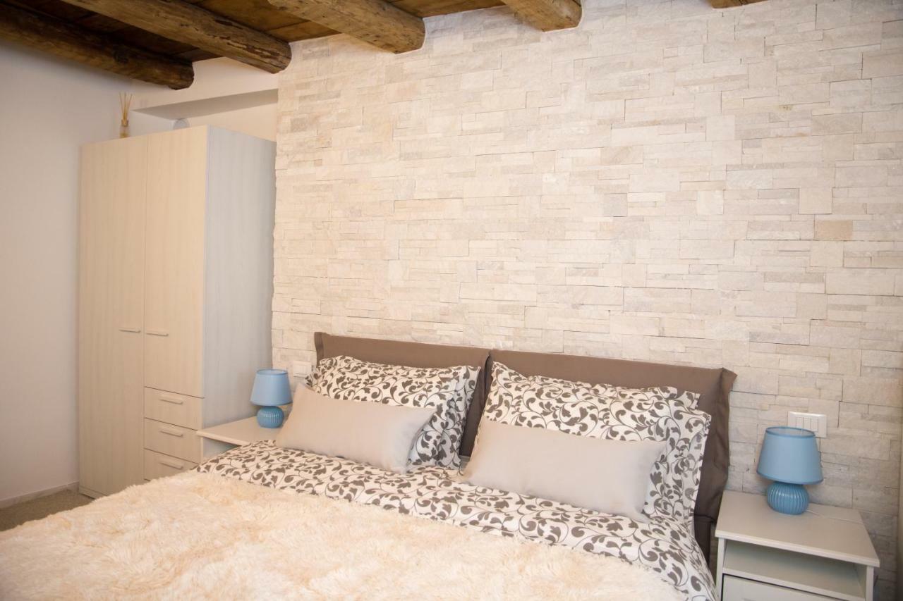 Residenza Romantica ริวาเดลการ์ดา ภายนอก รูปภาพ