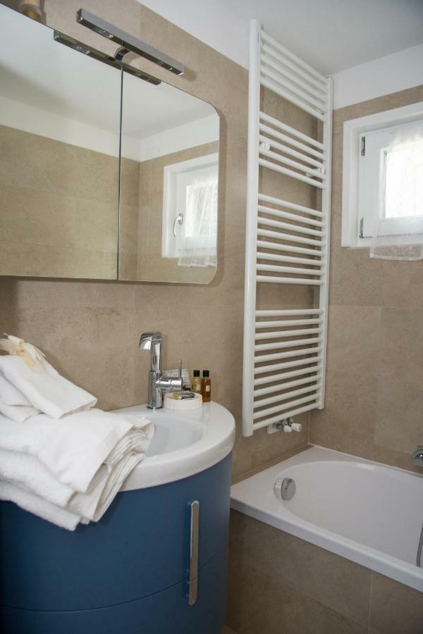Residenza Romantica ริวาเดลการ์ดา ภายนอก รูปภาพ